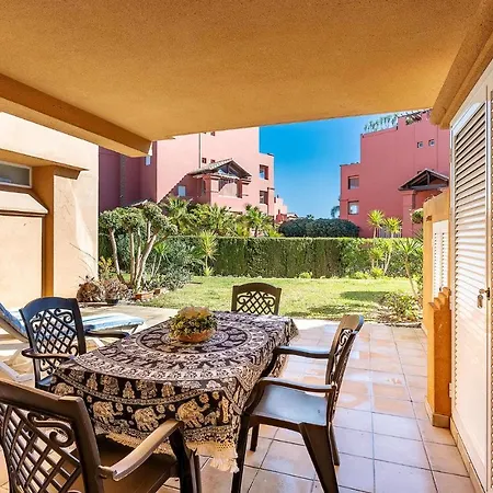 2 Bedroom Beautiful In Costa Apartment *