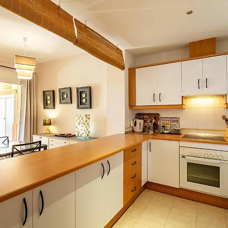 2 Bedroom Beautiful In Costa *