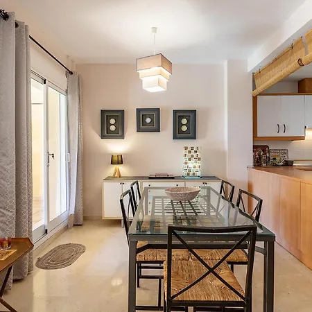 2 Bedroom Beautiful In Costa *